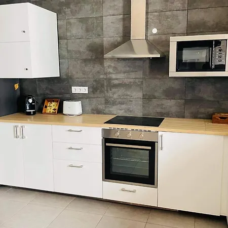 Soares Village Ii * Amoreira (Leiria)